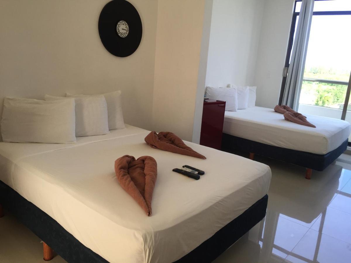 Encantada Condo Playa del Carmen Exteriör bild