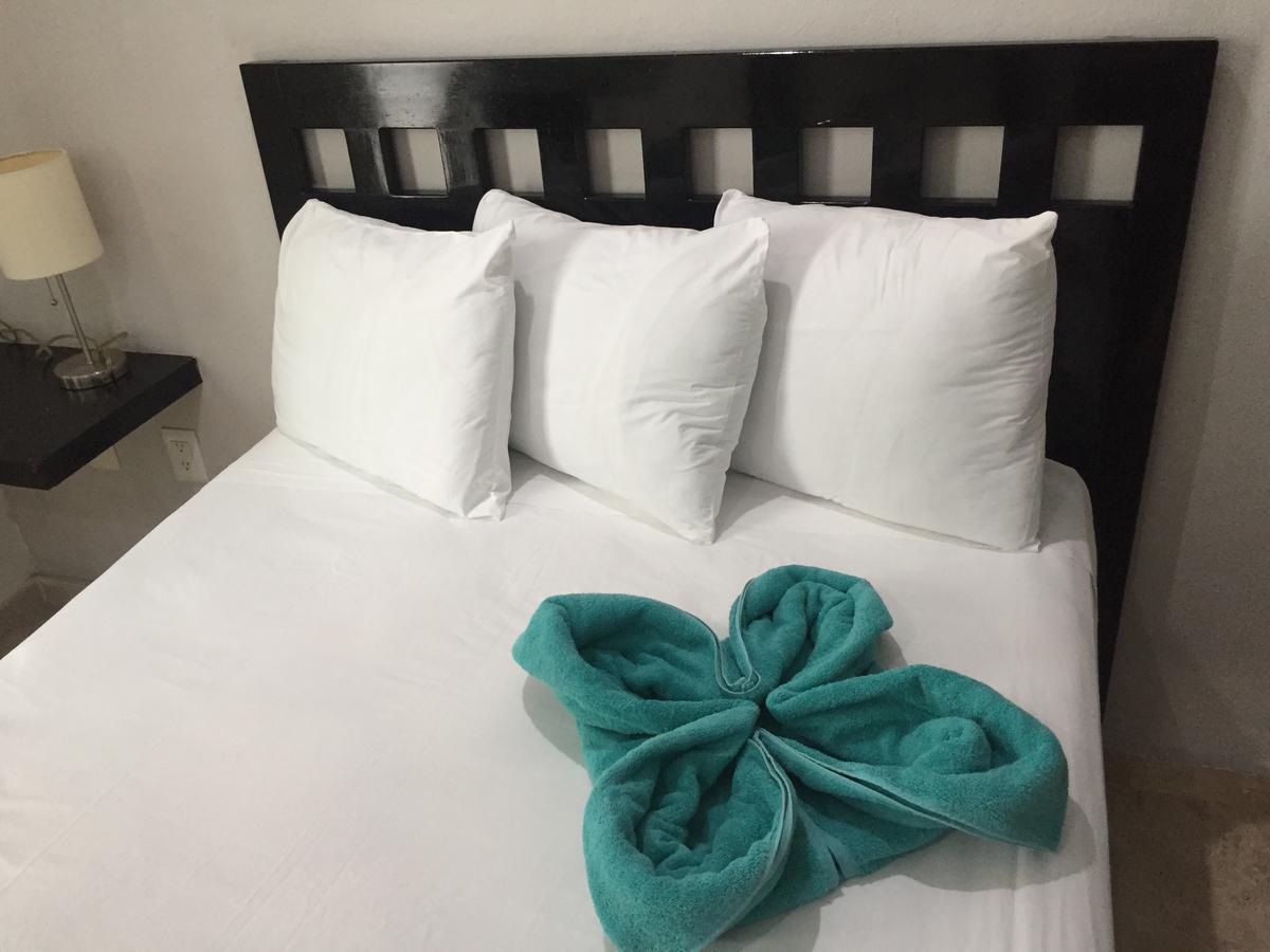 Encantada Condo Playa del Carmen Exteriör bild
